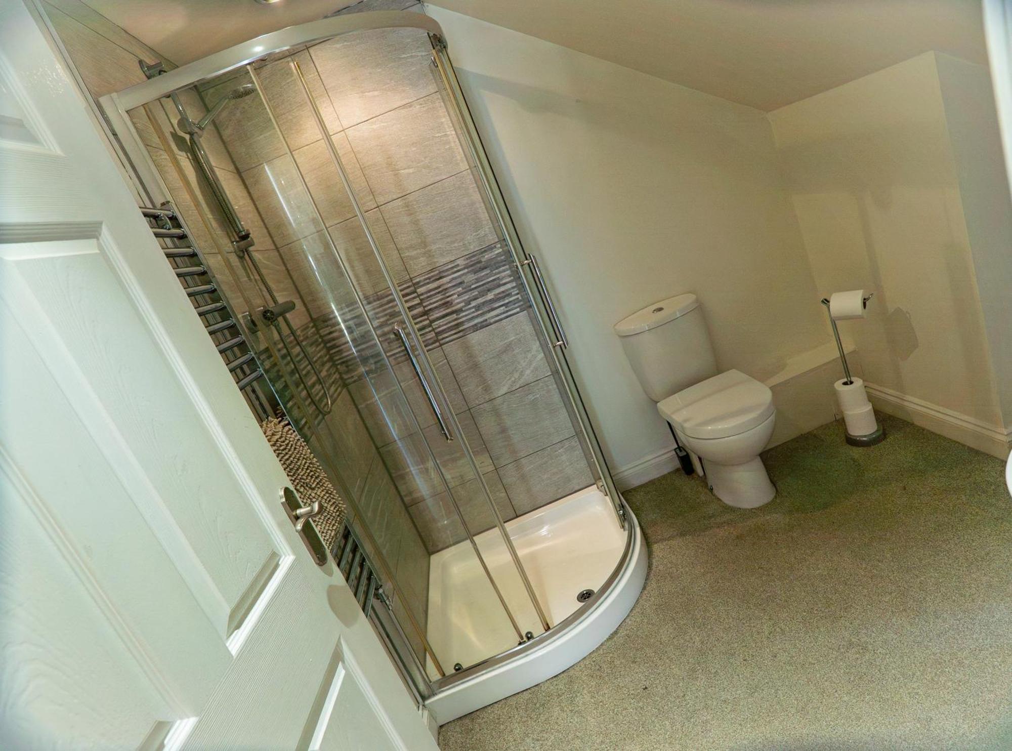 Willow With Private Hot Tub Vakantieboerderij *