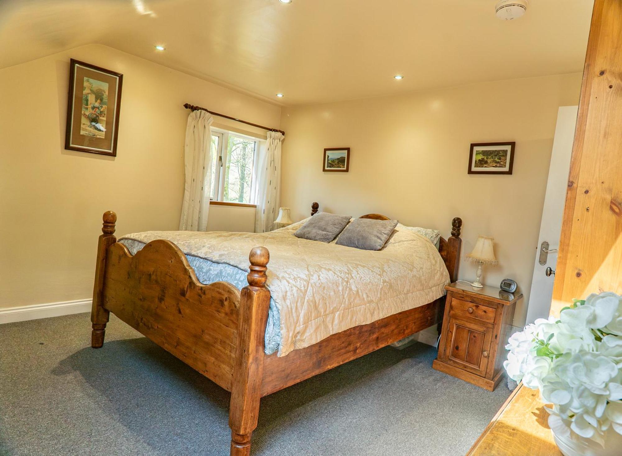 Willow With Private Hot Tub Vakantieboerderij Upper Hulme